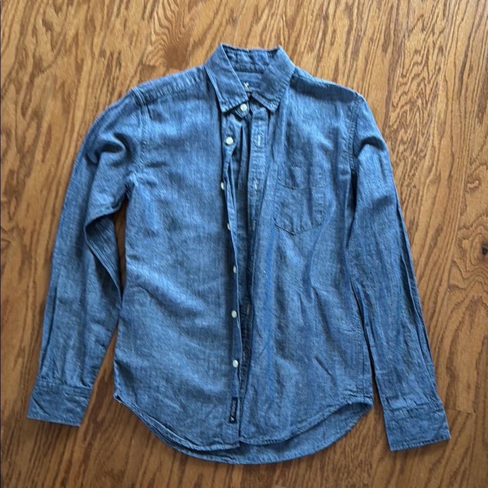 American Eagle Outfitters Casual Blue Button Down Shirt